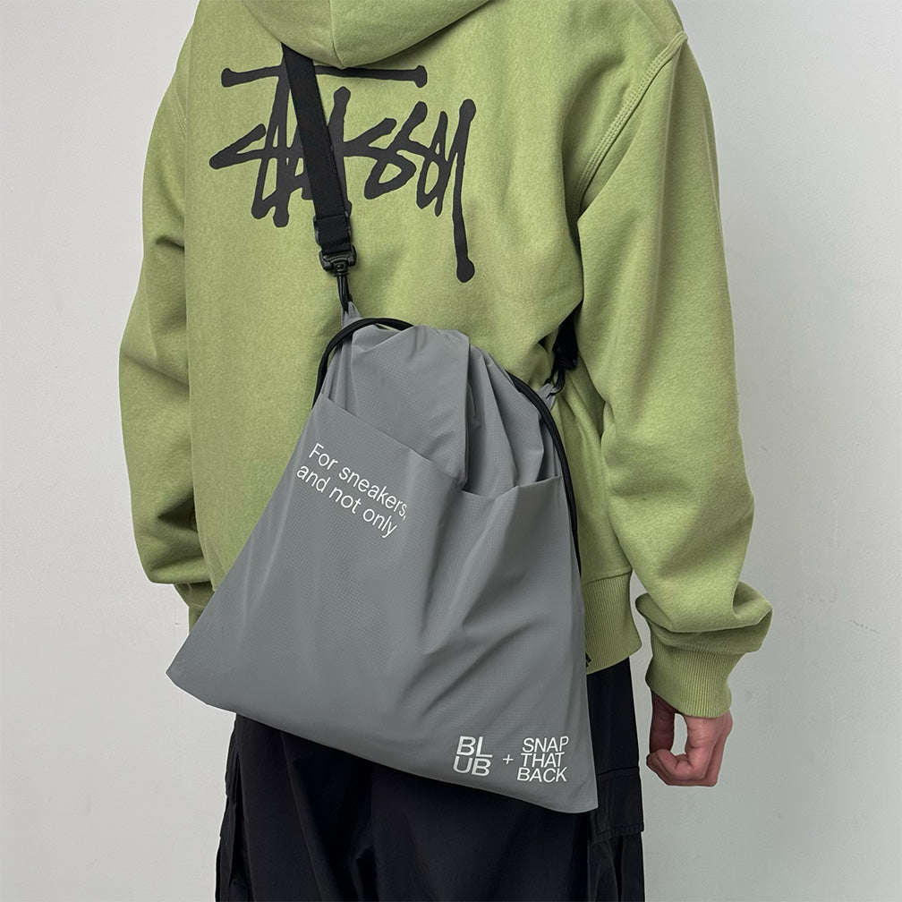 SNAPTHATBACK x THE BLUB For sneakers, and not only