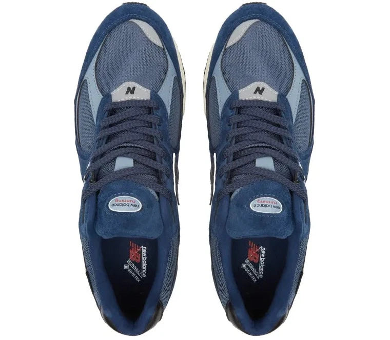 New Balance 2002R Gore-Tex Navy Arctic Grey