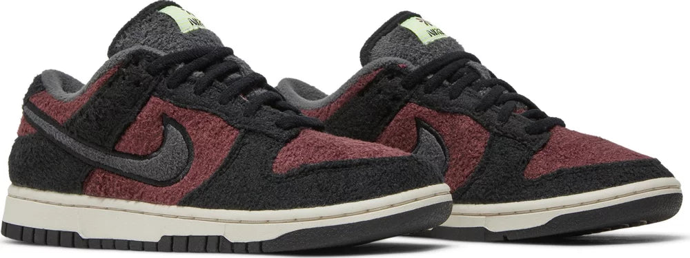 Nike Dunk Low SE Fleece Pack Burgundy Crush W