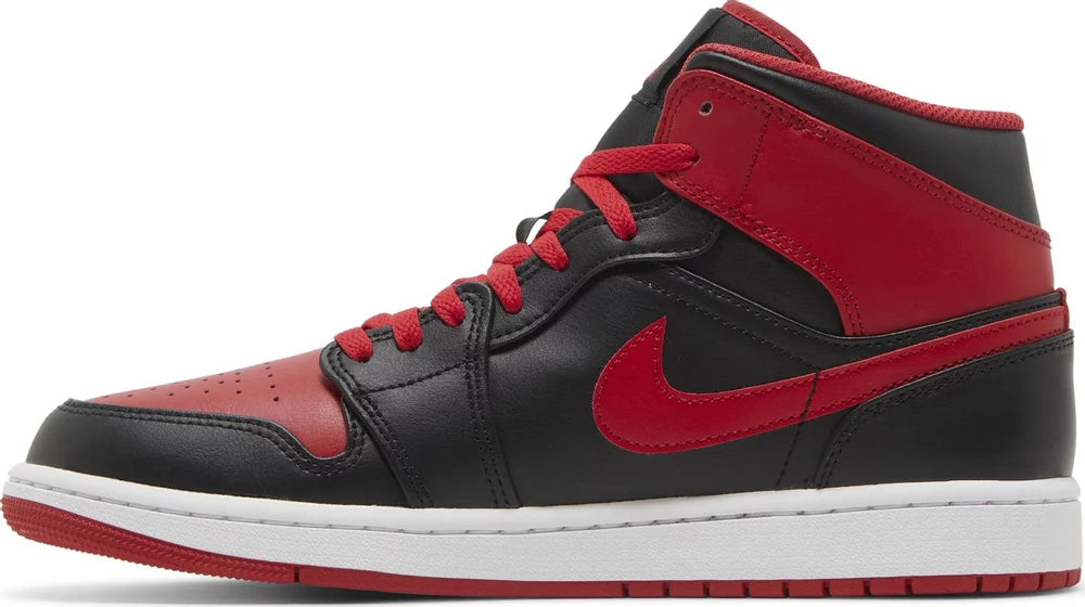 Air Jordan 1 Mid Alternate Bred (2022)