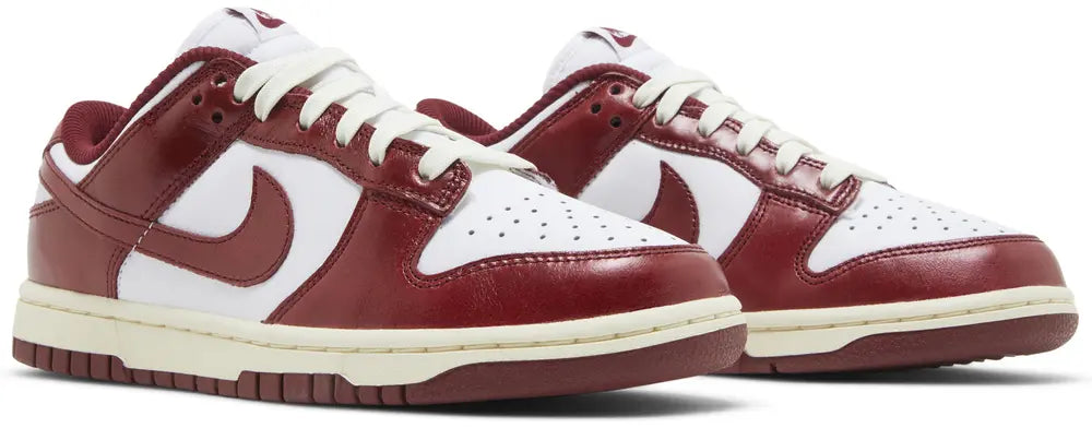 Dunk Wmns Low Premium 'Vintage Red'