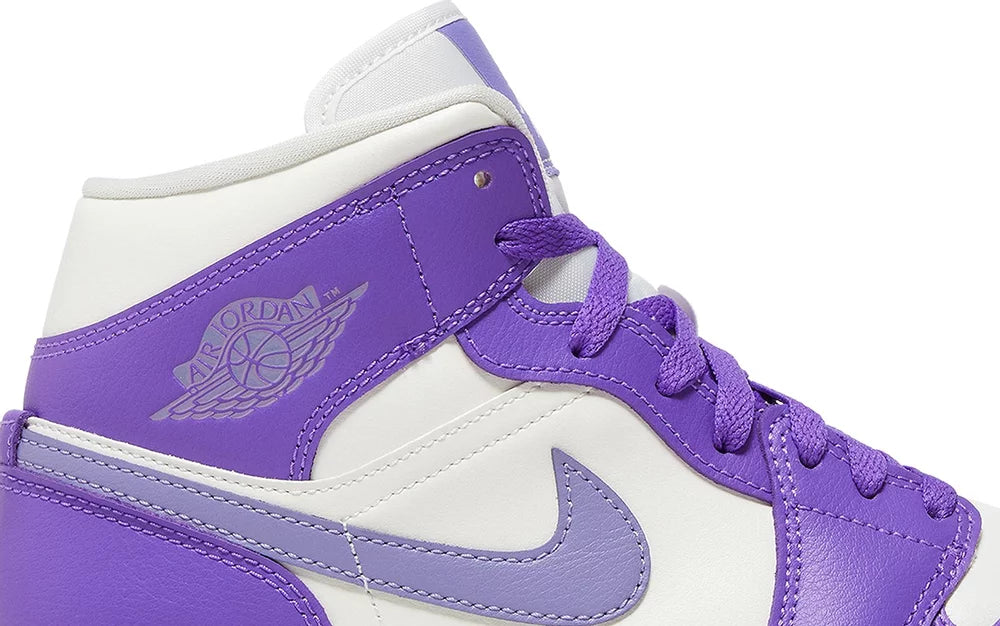 Air Jordan 1 Mid Action Grape W