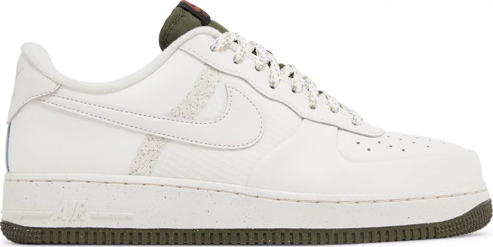 Nike Air Force 1 '07 LV8 'Winterized - Phantom' W