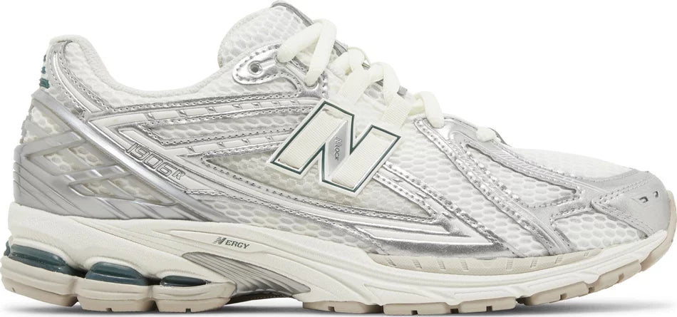 New Balance 1906R Silver Metallic Sea Salt