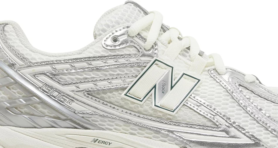 New Balance 1906R Silver Metallic Sea Salt