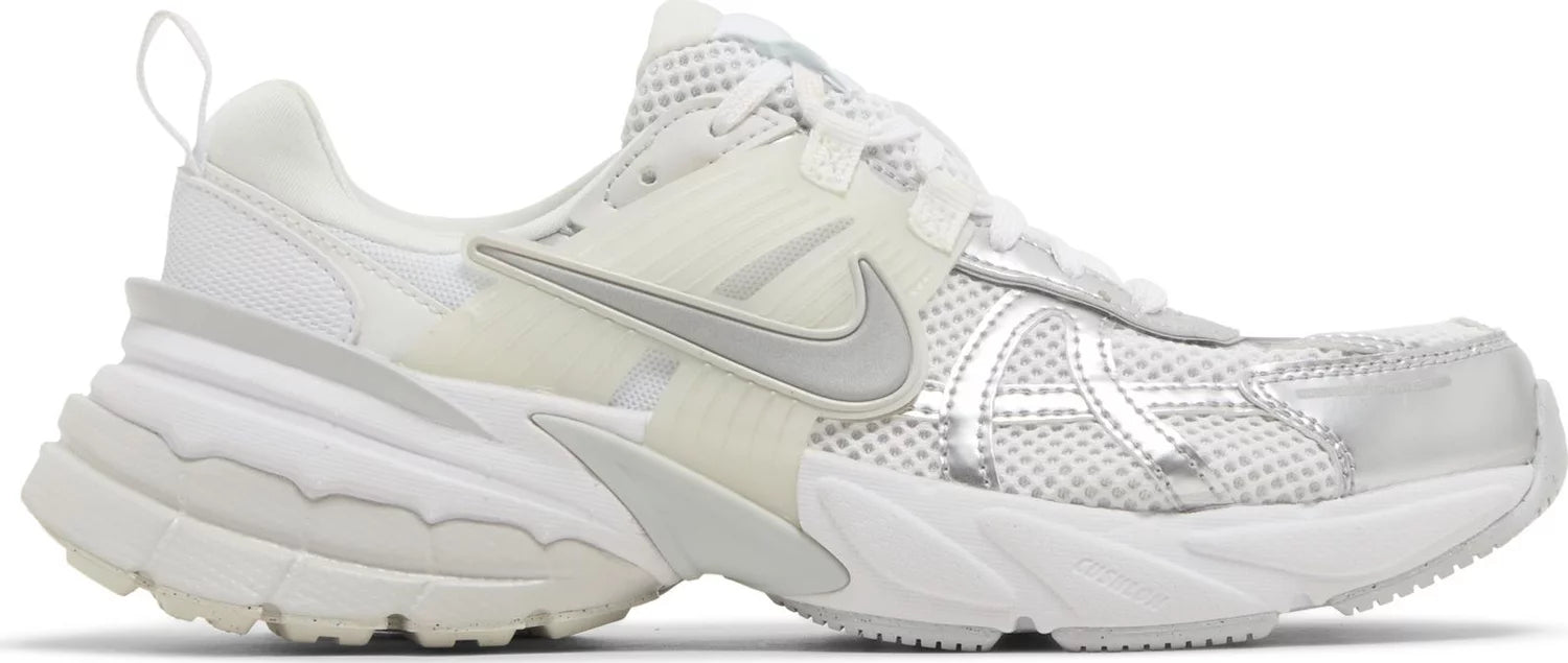 Nike Wmns V2K Run 'Metallic Silver'