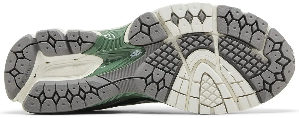 New Balance 860v2 'Northern Lights Pack - Mallard Green'