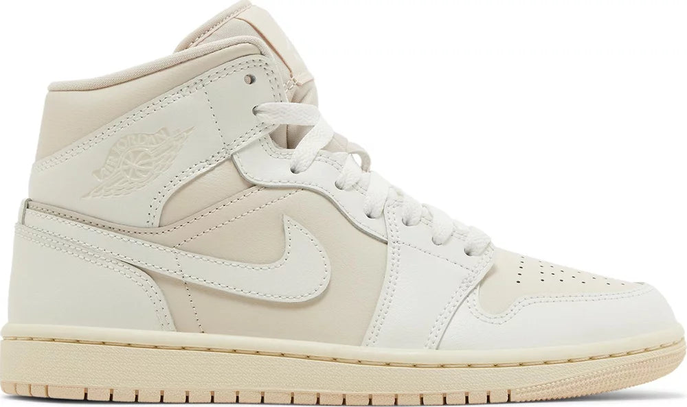 Air Jordan Wmns Air Jordan 1 Mid 'Legend Light Brown'