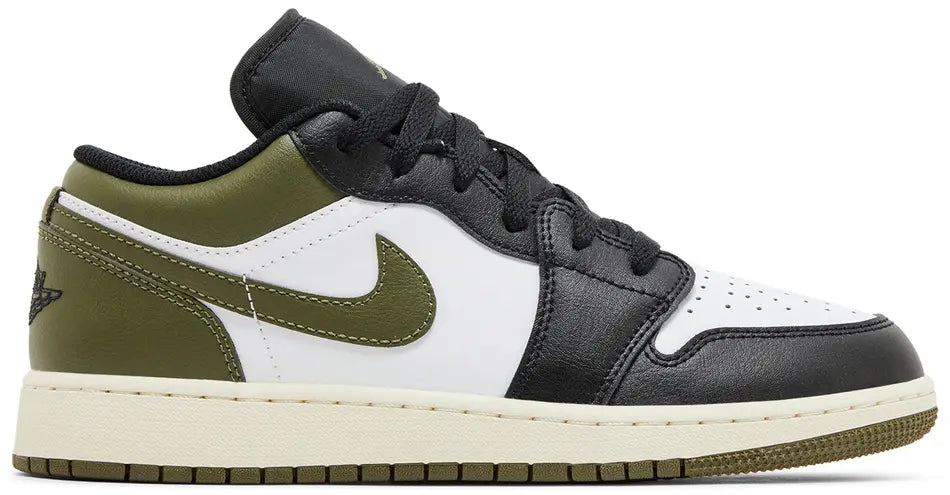 Air Jordan 1 Low GS 'Black Toe Medium Olive'