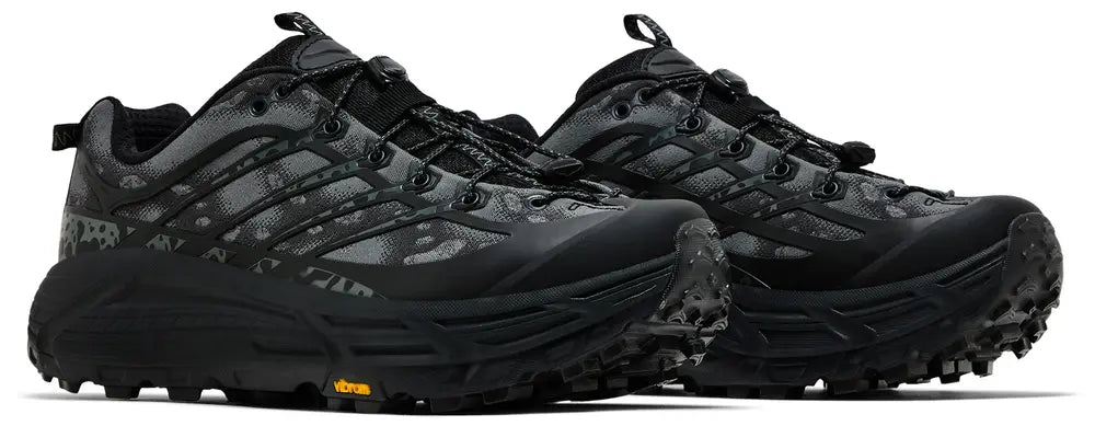 Hoka One One Mafate Three2 Tech Stealth Black Carbon