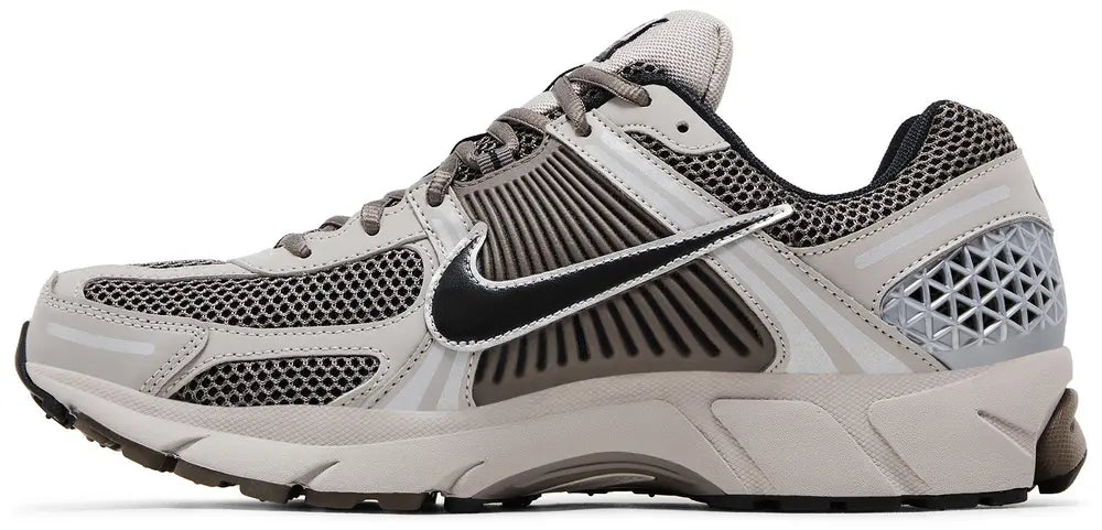 Nike Zoom Vomero 5 College Grey Cave Stone