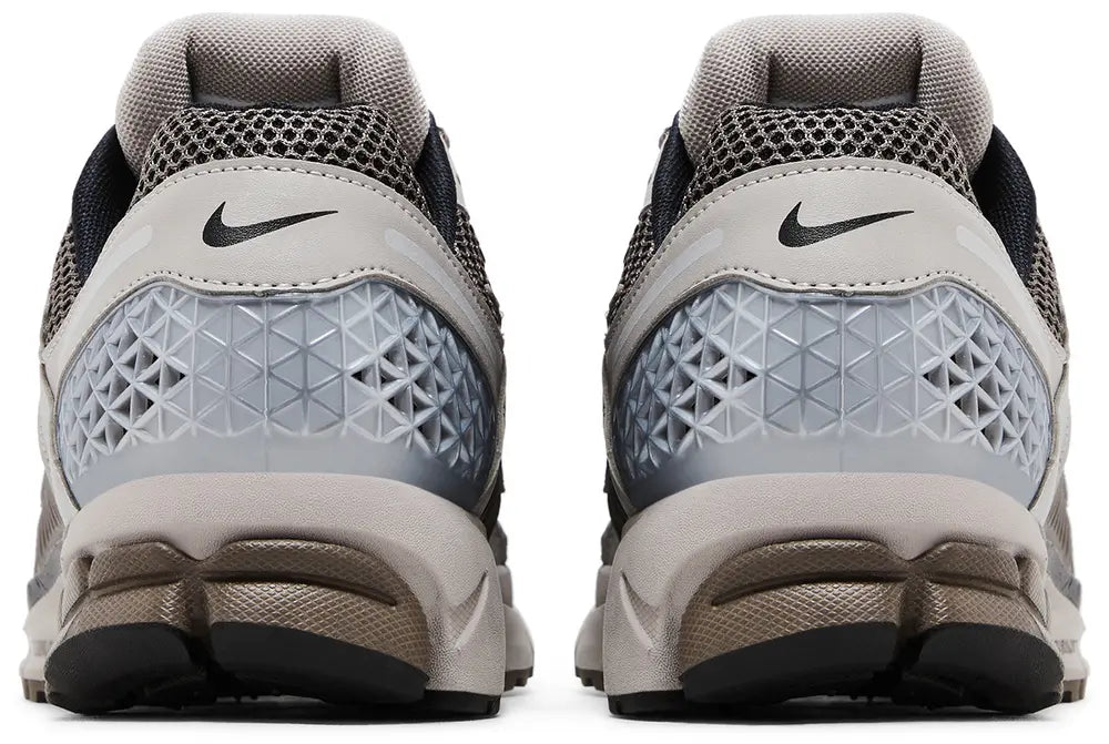 Nike Zoom Vomero 5 College Grey Cave Stone