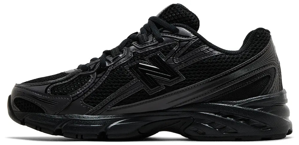 New Balance 740v2 'Black Cement'