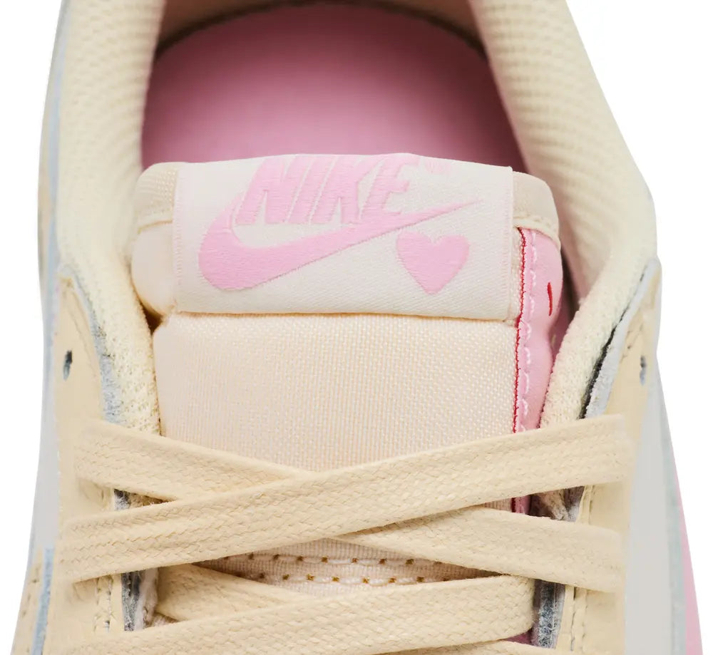 Travis Scott x Air Jordan 1 Retro Low OG 'Shy Pink'