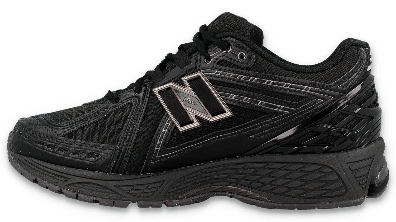 New Balance  1906R  Primaloft Triple Black