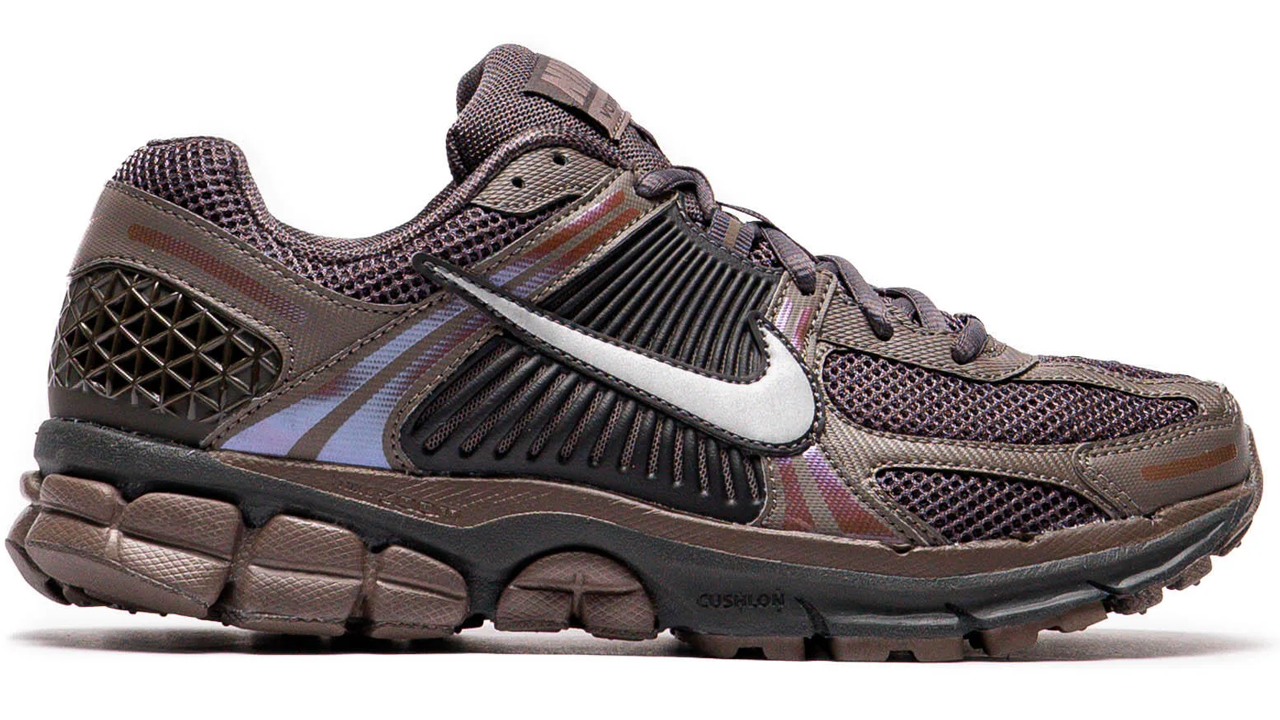 Nike Zoom Vomero 5 Cave Stone Brown
