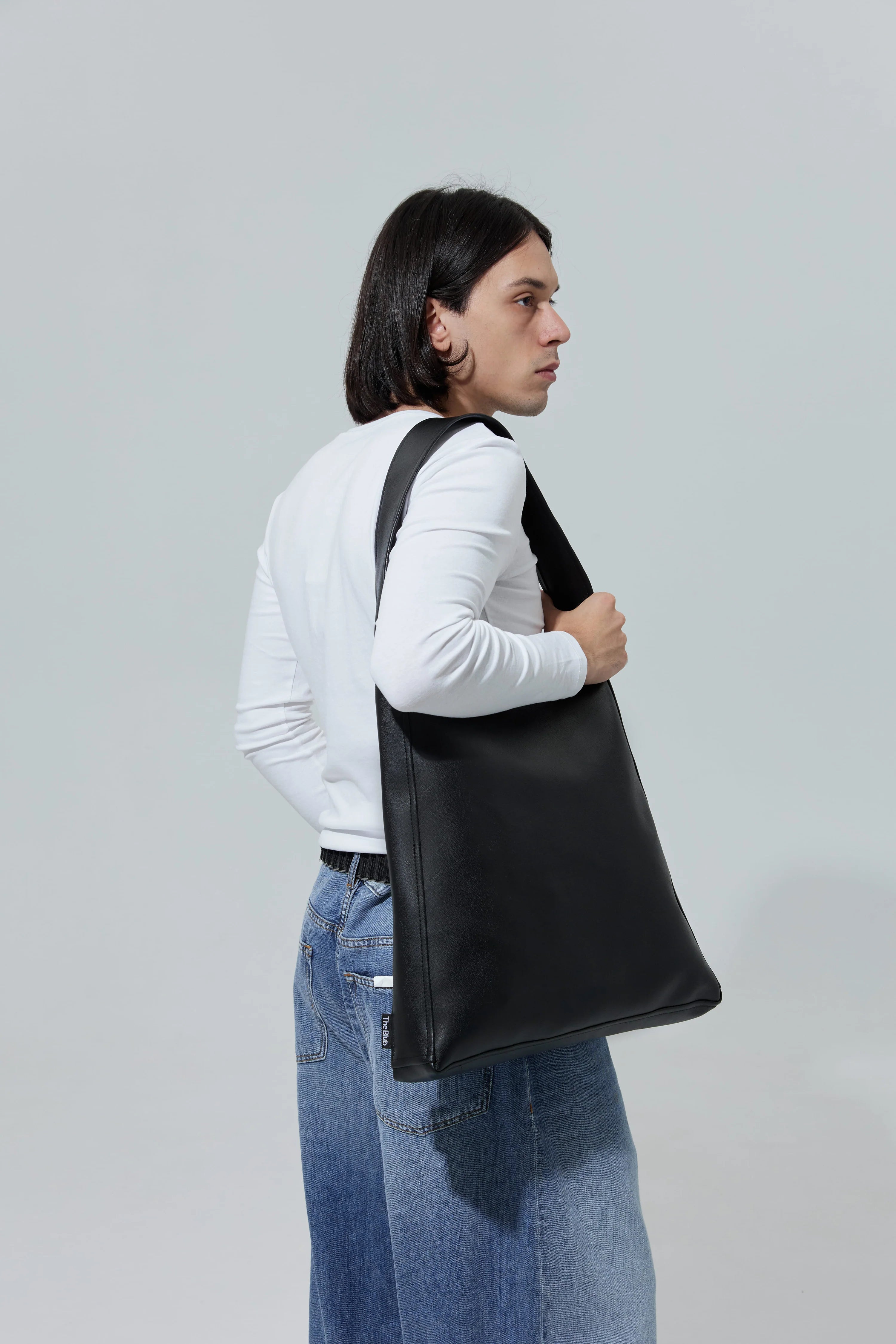 The Blub Triangle Bag Big Black