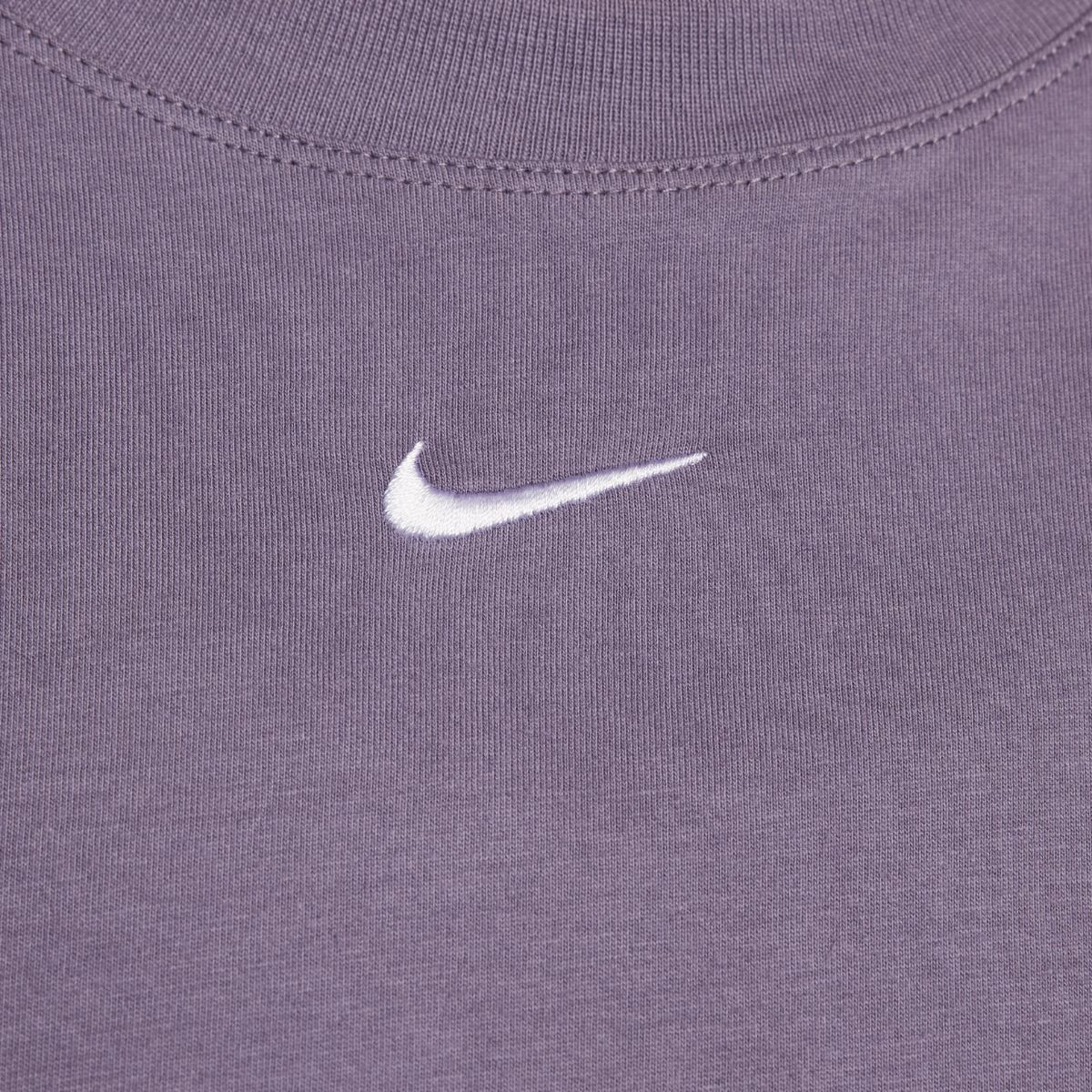 Nike Sportswear Essential Women's T-Shirt Purple