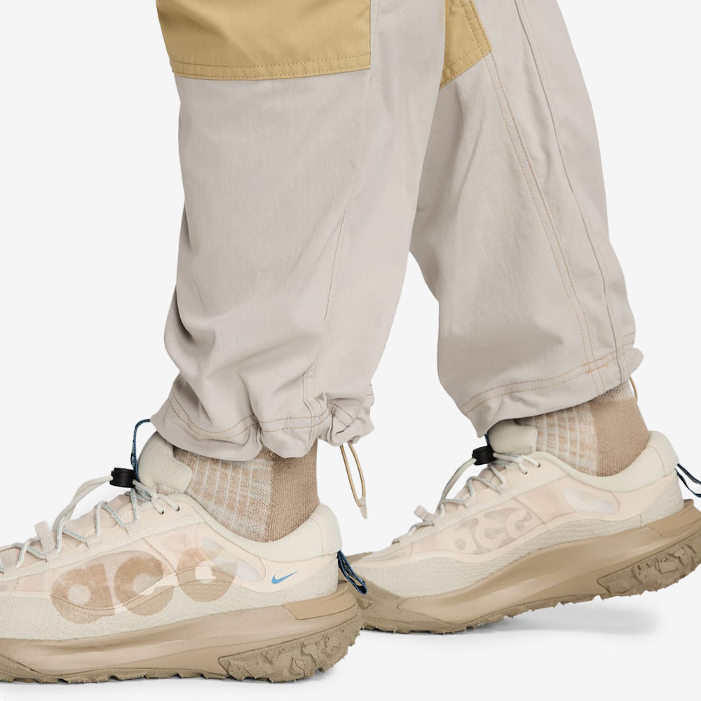 Nike ACG Zip Smith Summit Cargo Pants Beige