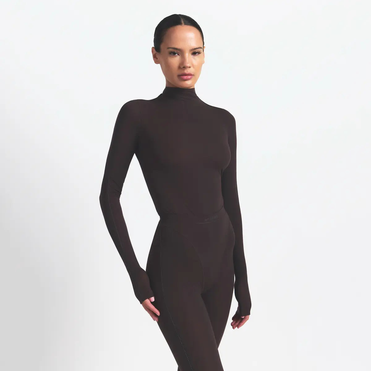 NikeSKIMS Weightless Layers Women's Mock-Neck Long-Sleeve Top Dark Roast