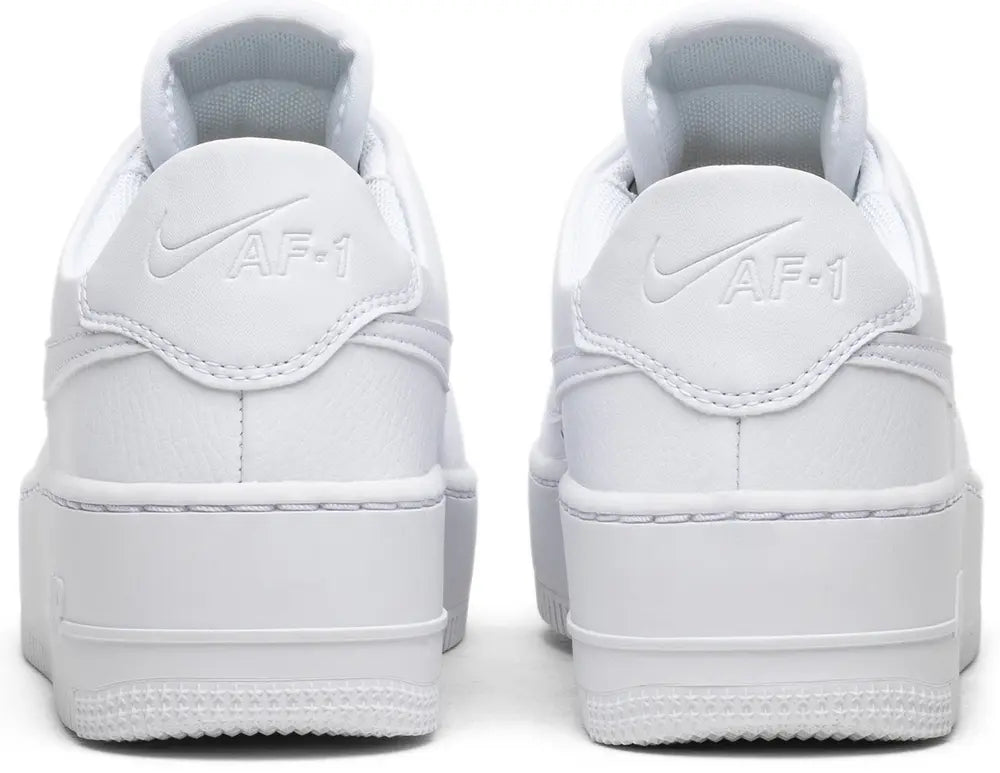 Nike Wmns Air Force 1 Sage Low 'Triple White'