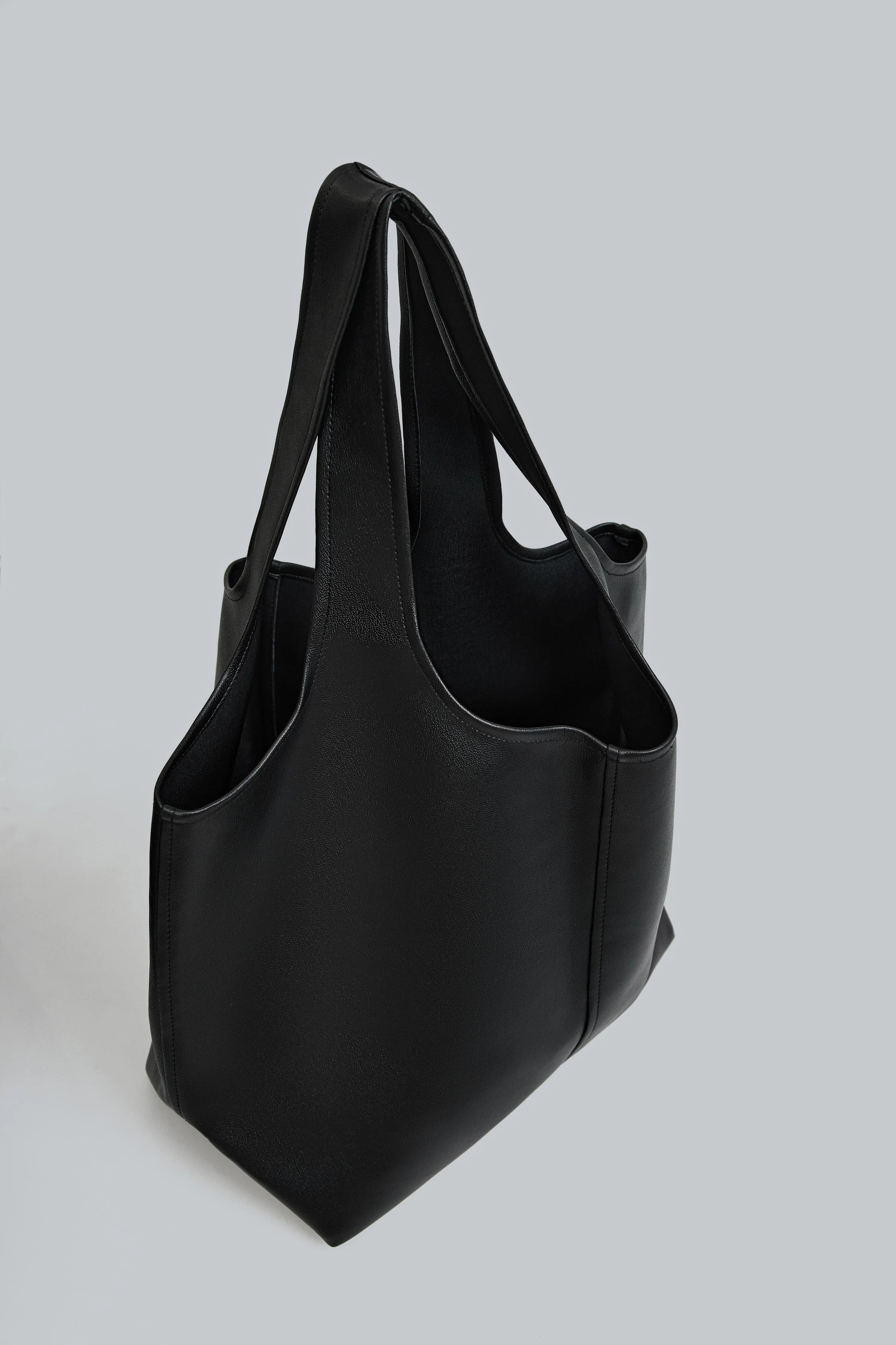 The Blub Tote Leather Bag