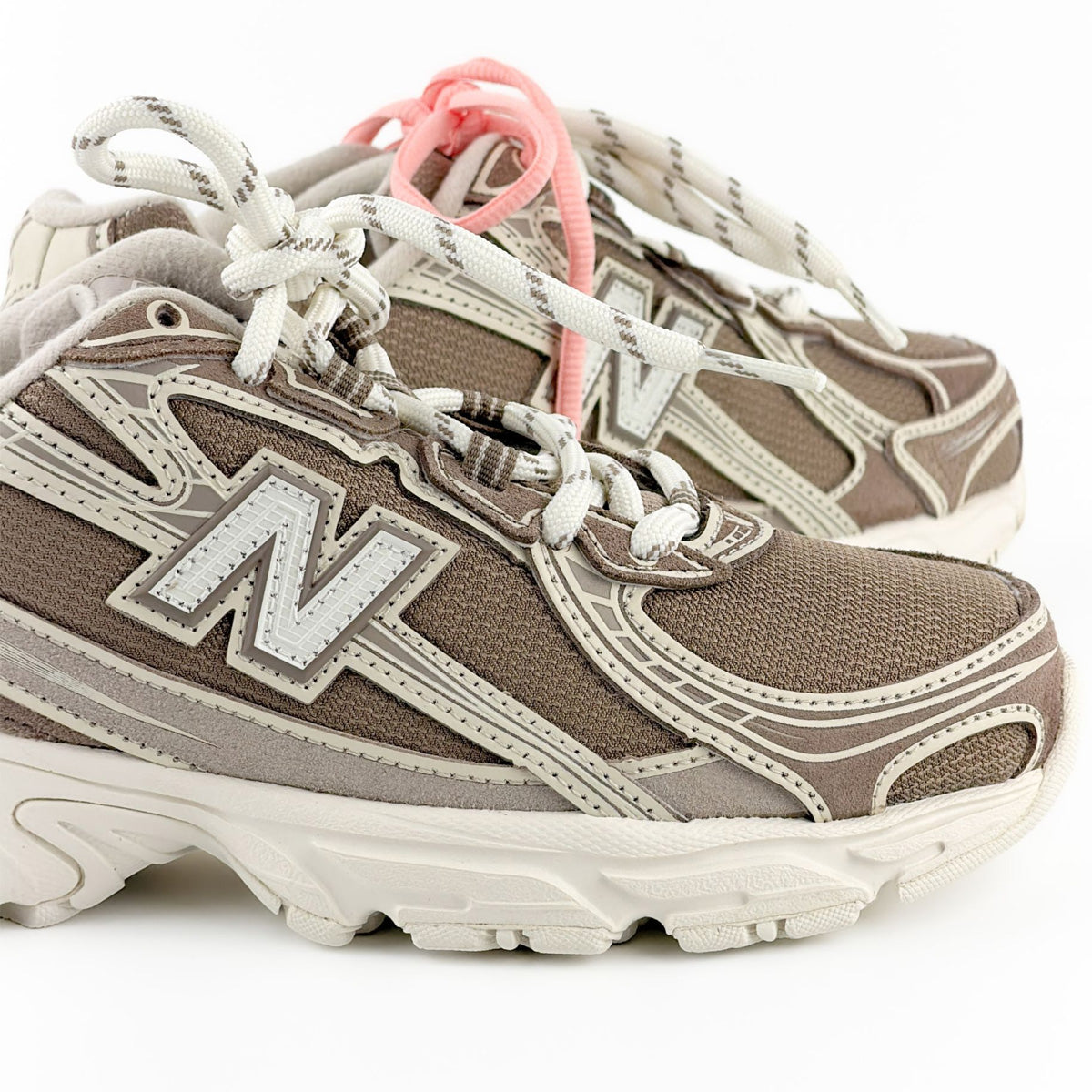 New Balance 740 Mushroom Linen