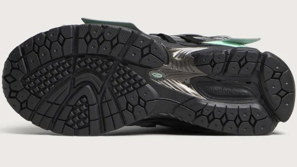 New Balance 1906A Black Bright Mint