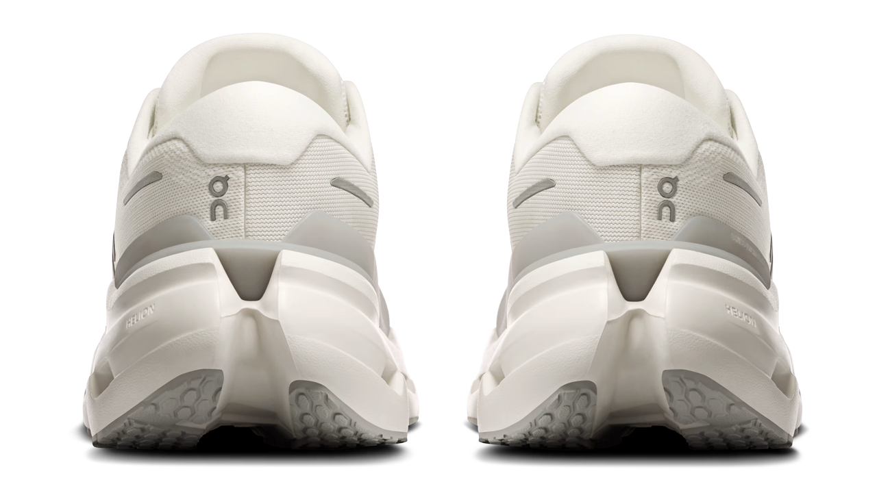 On Running Cloudrunner 3 'White Glacier'