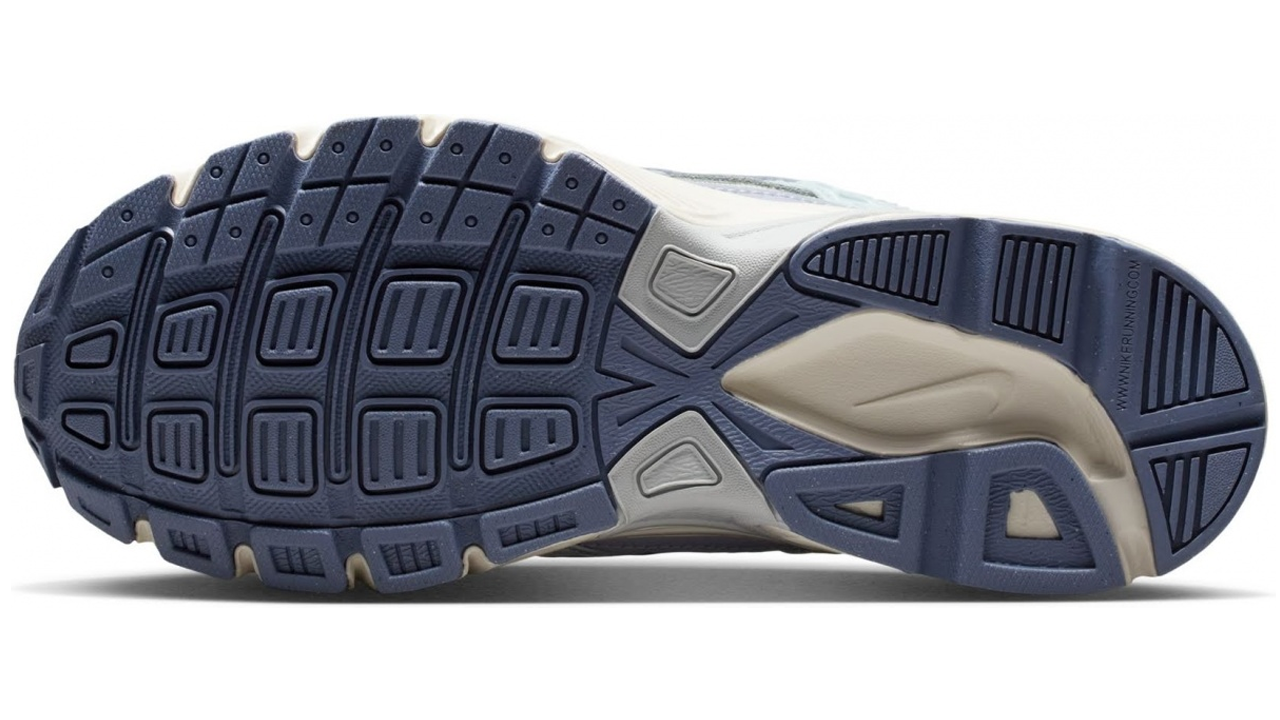 Nike Initiator Pure Platinum