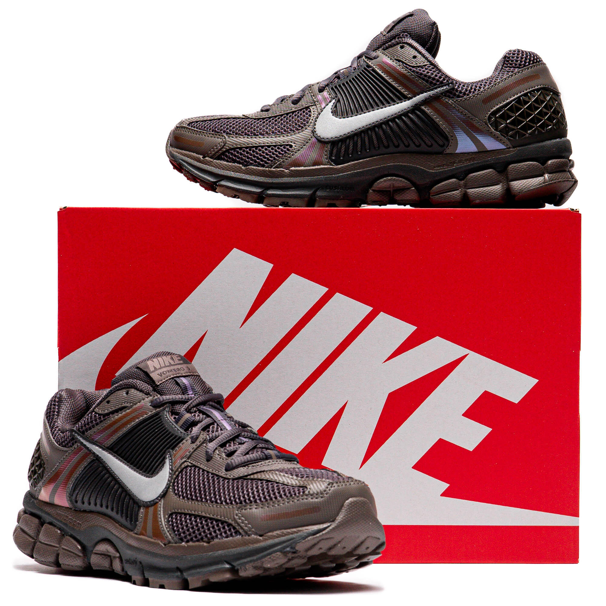 Nike Zoom Vomero 5 Cave Stone Brown
