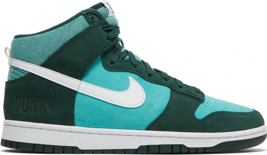 Nike Dunk High Retro SE Athletic Club Pro Green