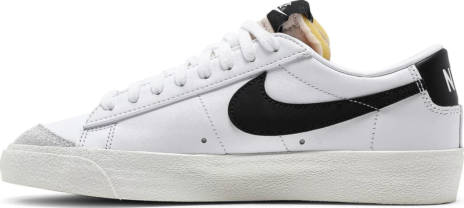 Nike Wmns Blazer Low '77 'White Black'