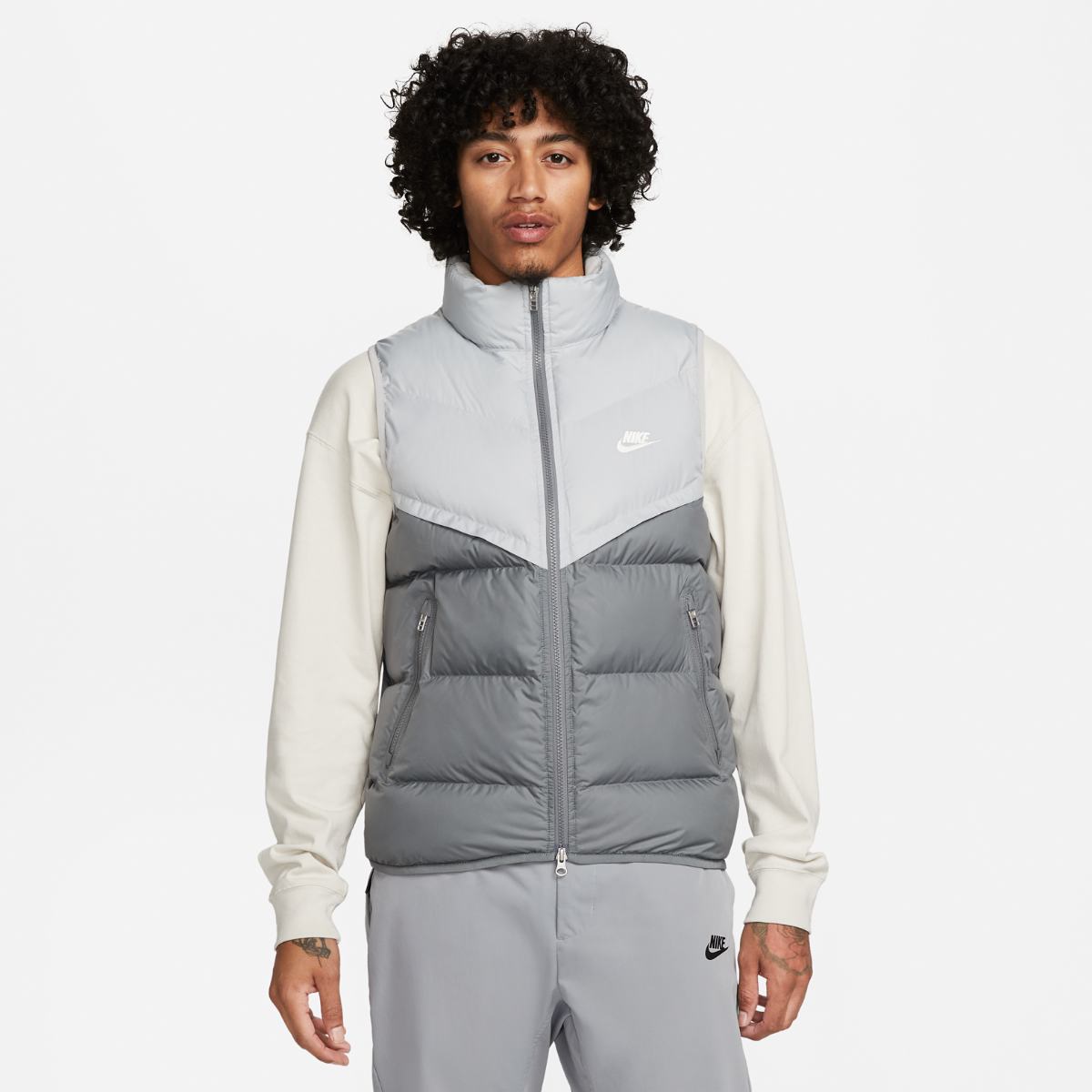 Nike Storm-Fit Windrunner Grey