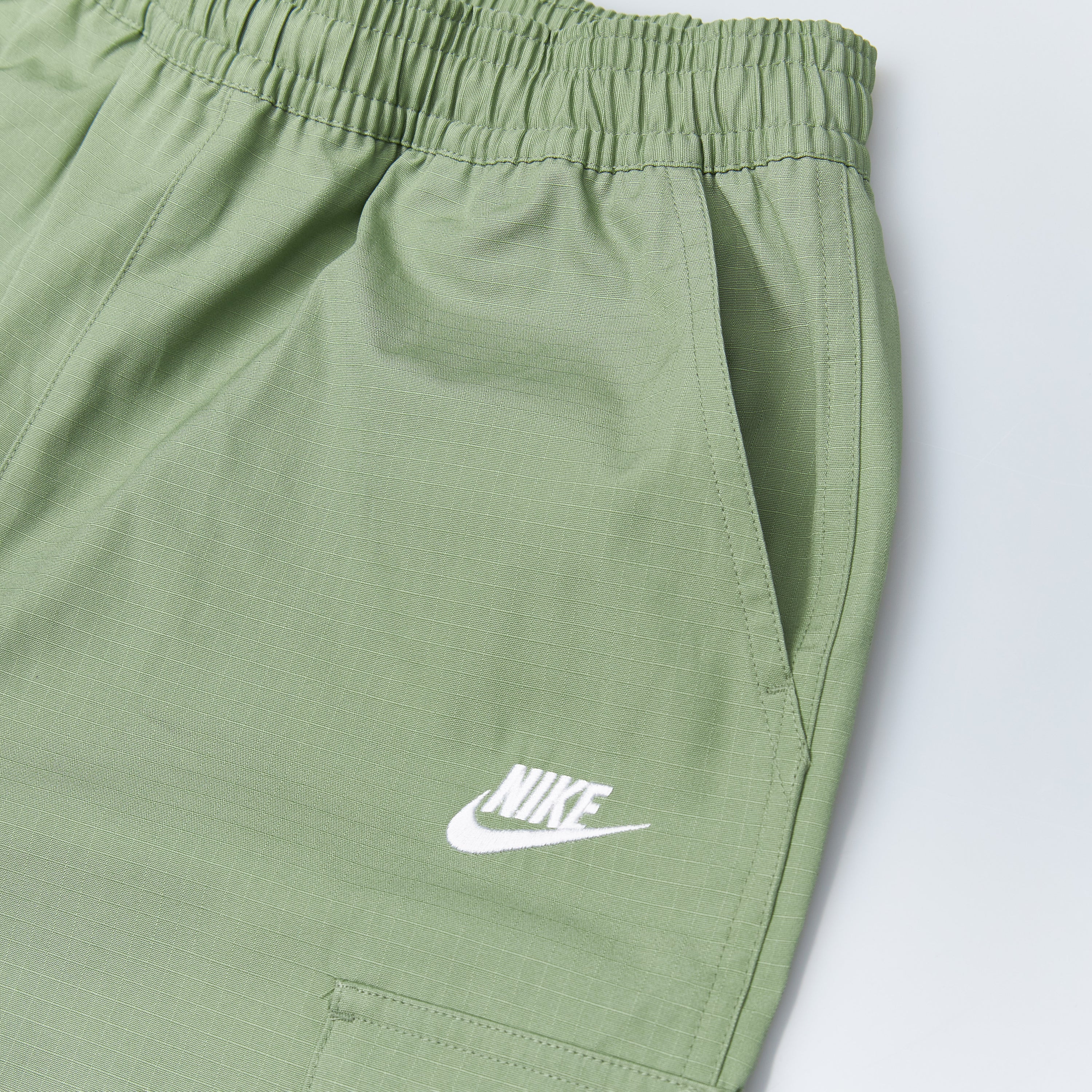 Nike Club Woven Cargo 386 Shorts Olive