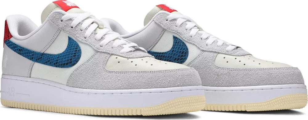 Nike Air Force 1 Low SP Undefeated 5 On It Dunk vs. AF1