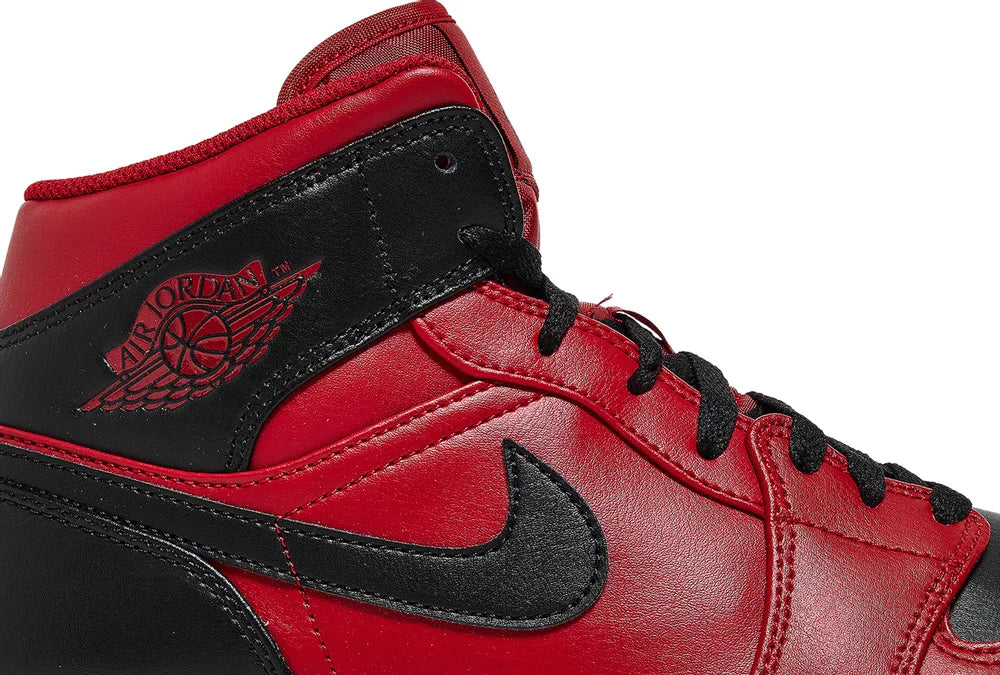 Air Jordan 1 Mid Reverse Bred