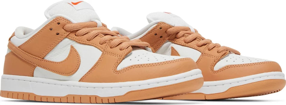 Nike SB Dunk Low Light Cognac