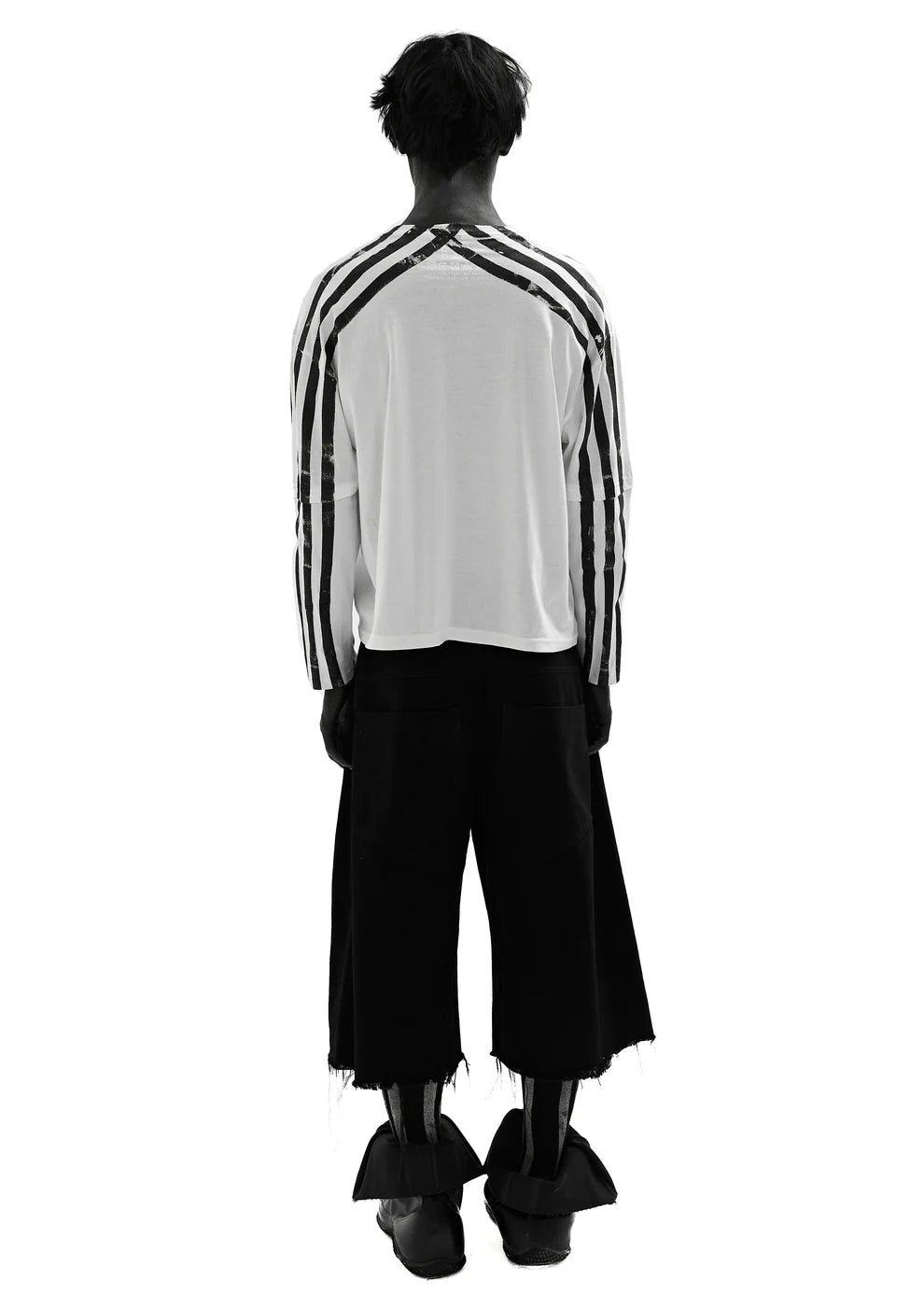 DOUBLE STRIPES WHITE LONG-SLEEVED T-SHIRT