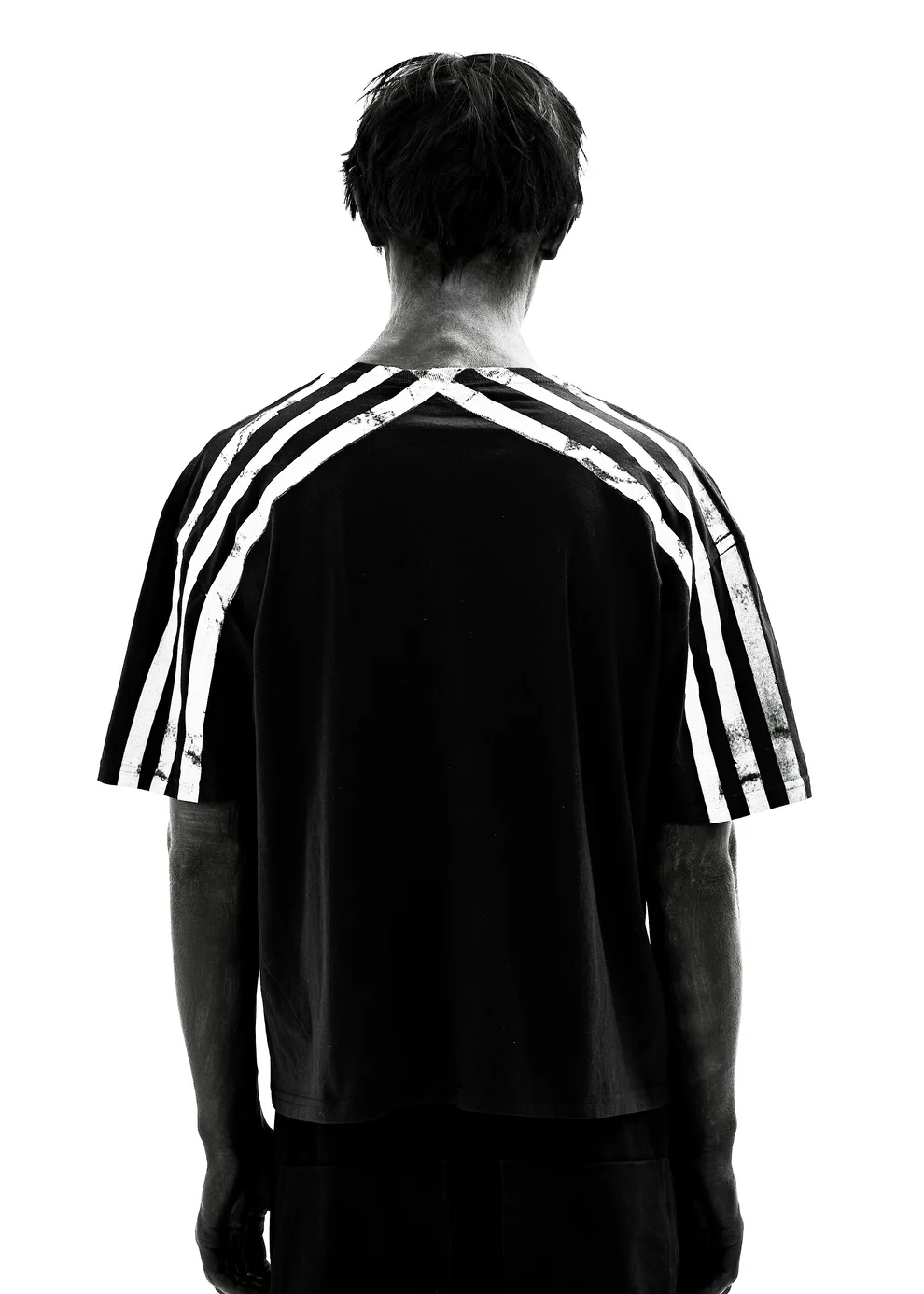 DOUBLE STRIPES BLACK T-SHIRT