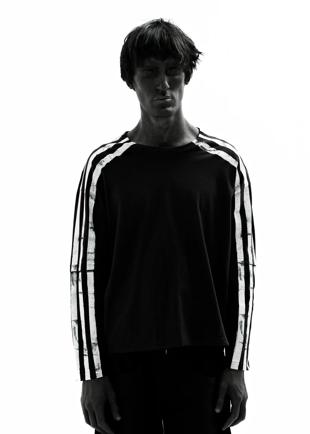 DOUBLE STRIPES BLACK LONG-SLEEVED T-SHIRT