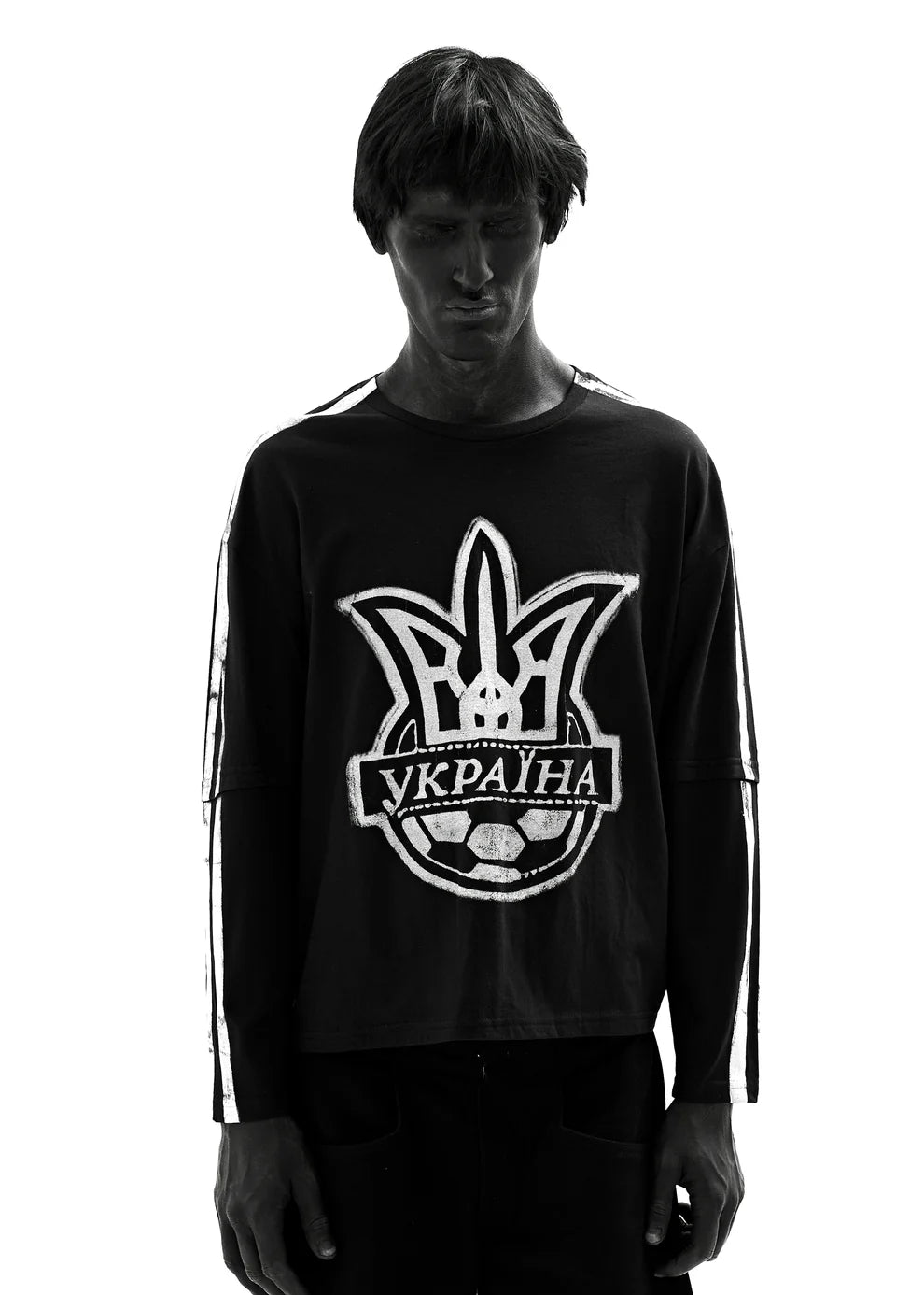 STRIPES BLACK LONG-SLEEVED T-SHIRT