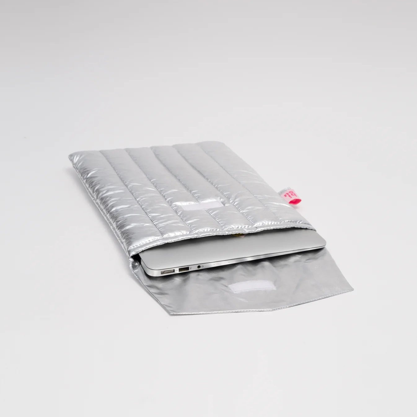 BISU PILLOW METAL