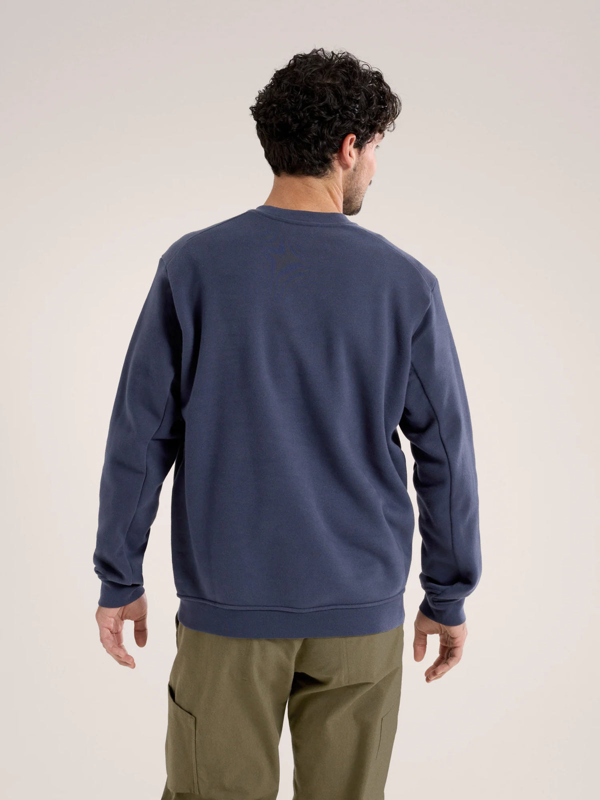 Arcteryx Emblem Fleece Crew Black Sapphire