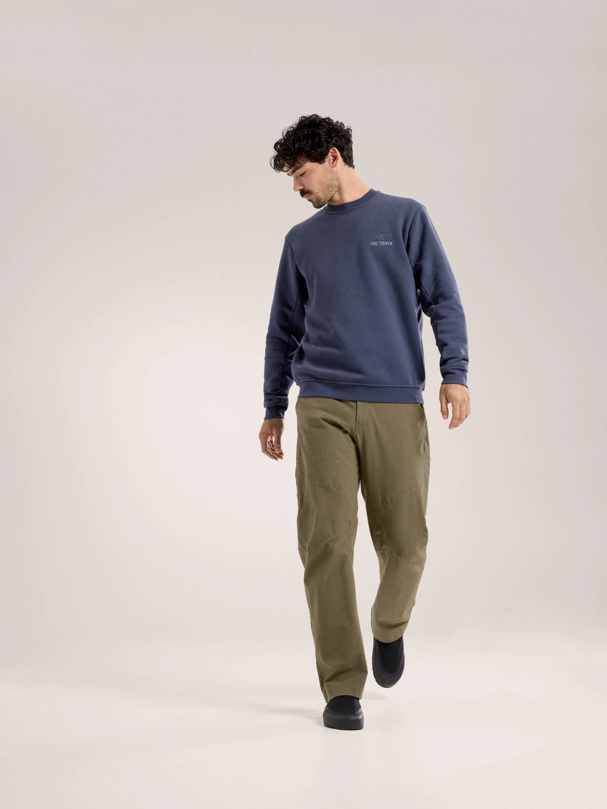 Arcteryx Emblem Fleece Crew Black Sapphire