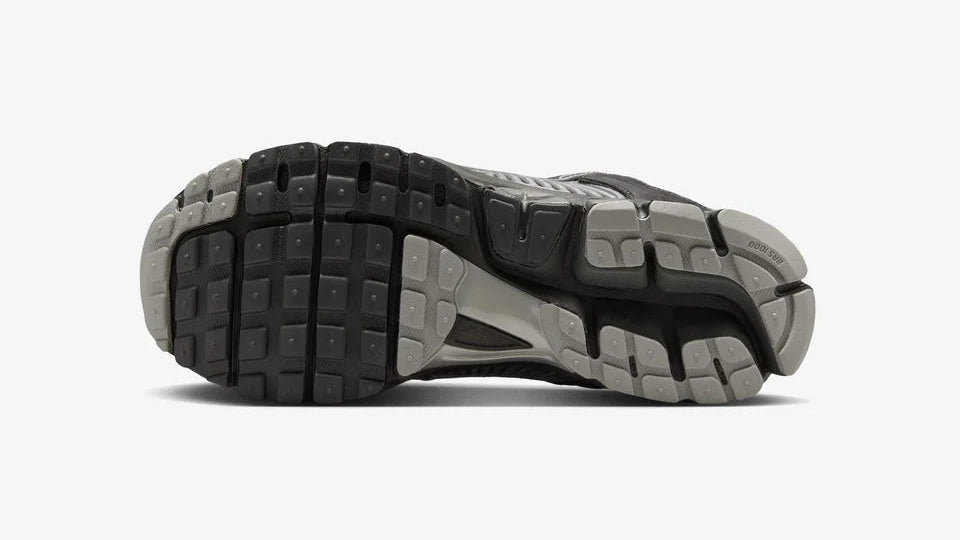 Nike Zoom Vomero 5 'Anthracite Chrome'
