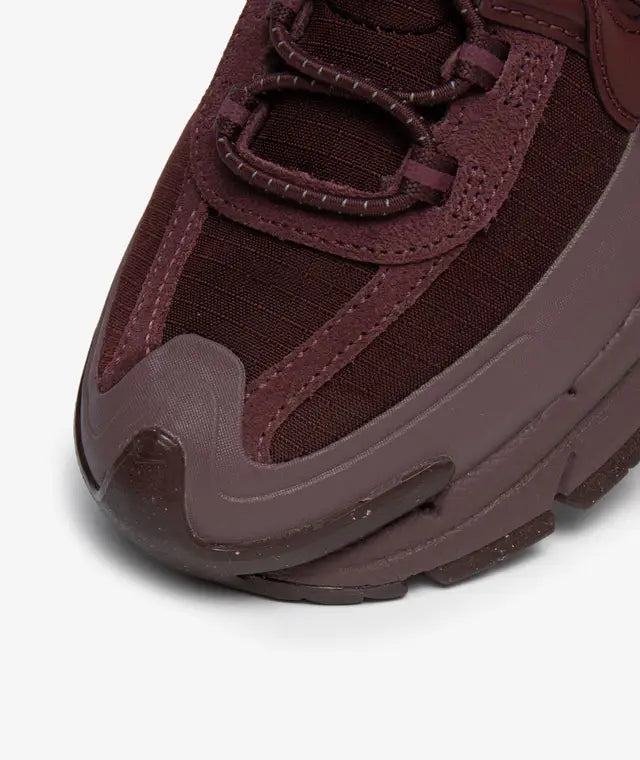 Nike Zoom Vomero Roam Burgundy Crush