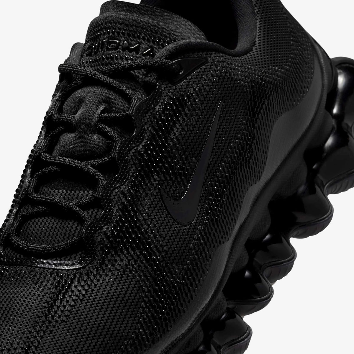 Nike Air Liquid Max 'Triple Black'
