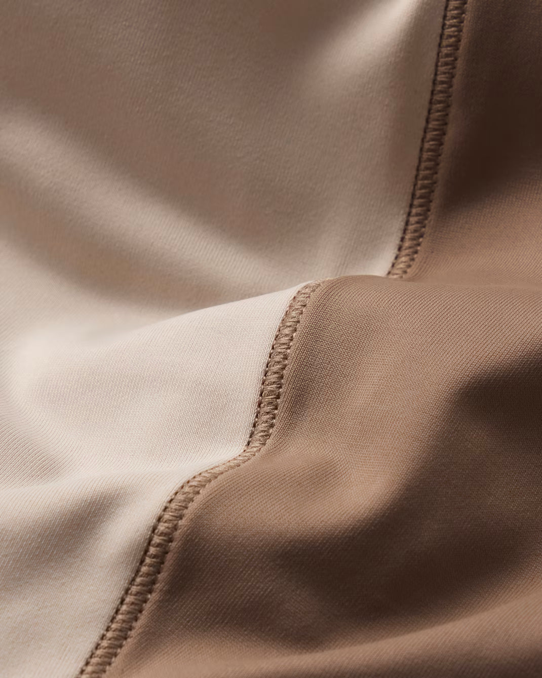 Nike x SKIMS Shine Women's Front-Zip Bra Truffle Stone