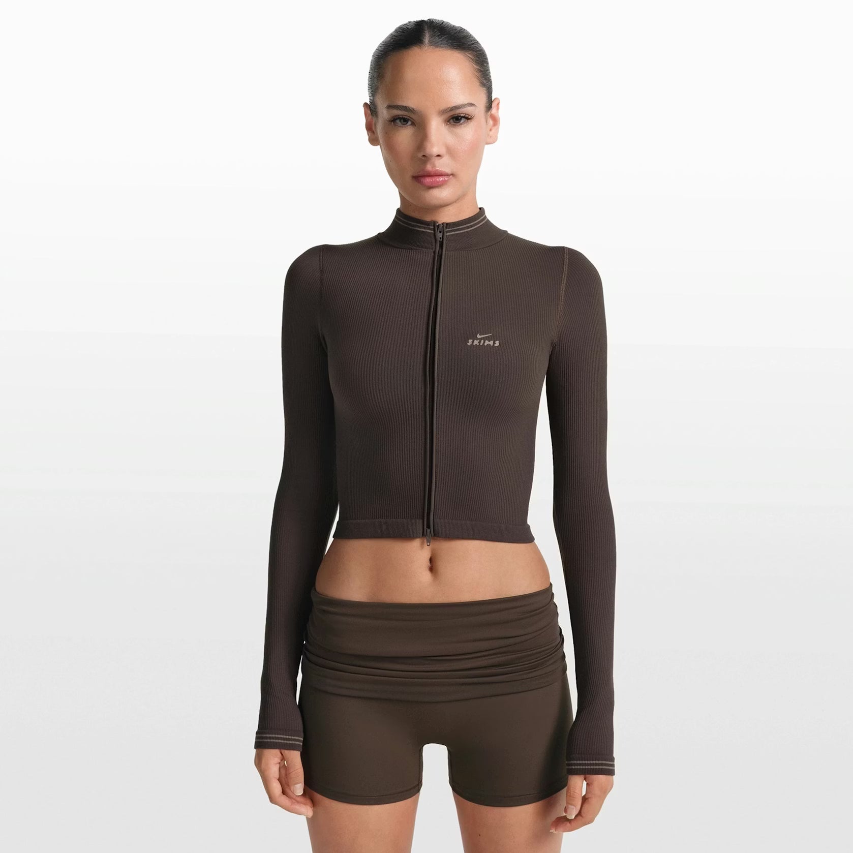 NikeSKIMS Ribbed Seamless Women's Cropped Full-Zip Jacket Phoenix Truffle